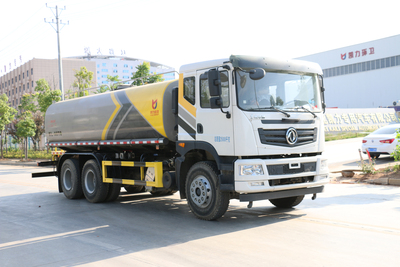 7 &nbsp;东风华神后八轮洒水车