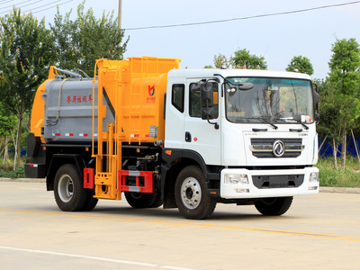 多利卡D9方罐餐厨垃圾车