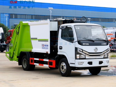 2，东风小多利卡压缩垃圾车