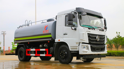 4 &nbsp;东风华神洒水车